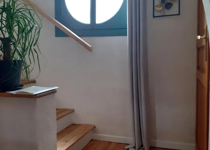 Au Bosquet: Tranquil Retreat With Breakfast Near Town Center Bed & Breakfast Salies-de-Bearn